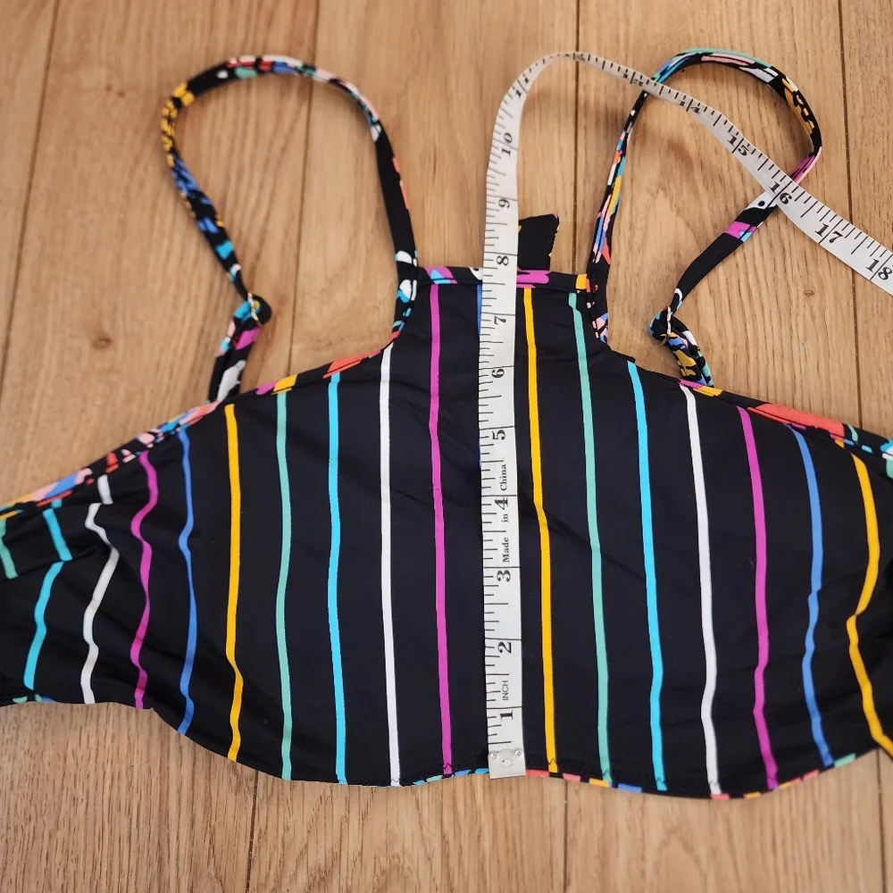 NWT Vera Bradley Reversible Bikini Top- Large